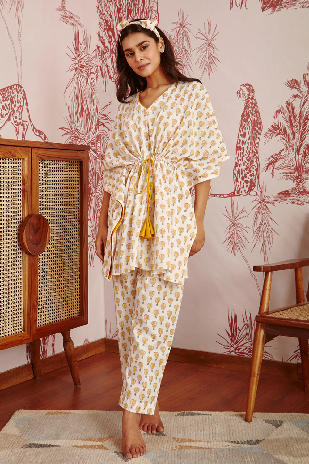 Flying Parachutes Kaftan Night Set