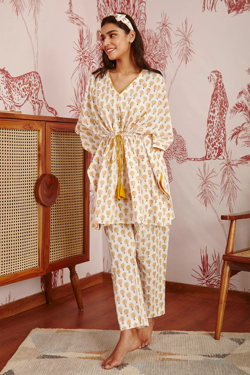 Flying Parachutes Kaftan Night Set